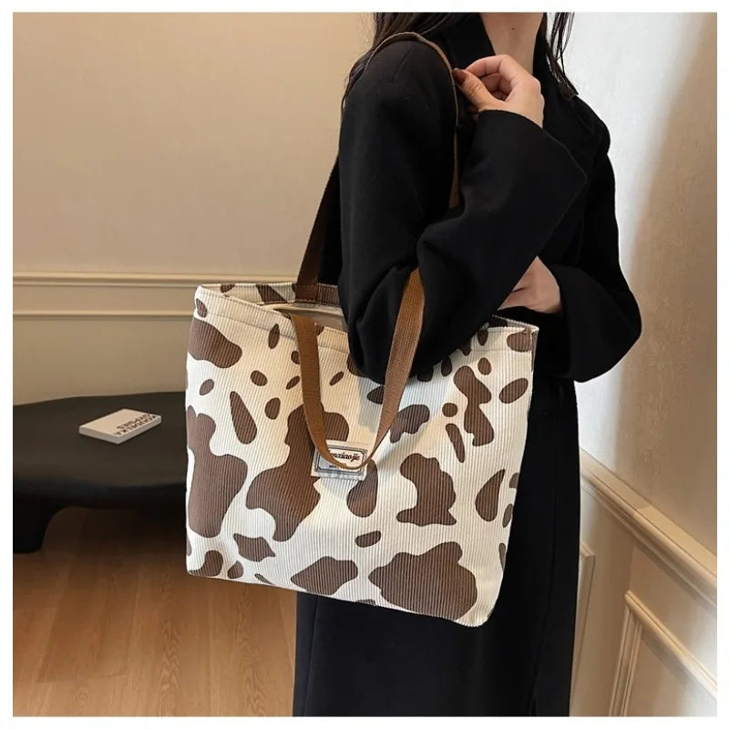 1pcs Fashion Student Crossbody Bag Large Capacity Commute Tote - Durable Corduroy Casual Travel Tote for Everyday Use