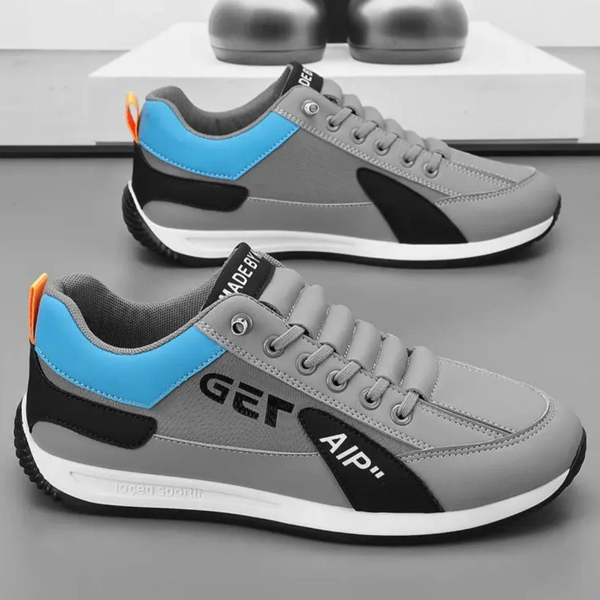 2025 New spring and autumn style fashionable, sporty and versatile casual shoes, classic and trendy anti-slip board shoes